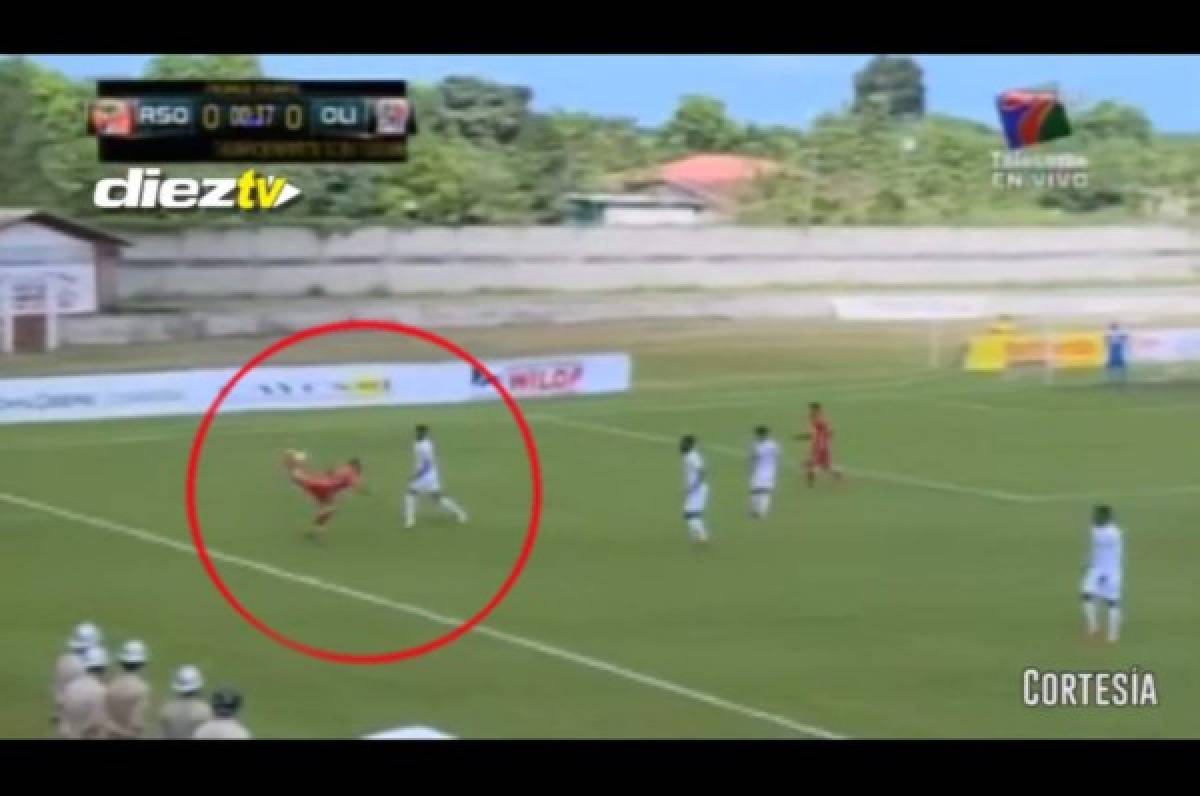 VIDEO: Pablo Arzú sorprende a Olimpia y le marca gol a los 43 segundos