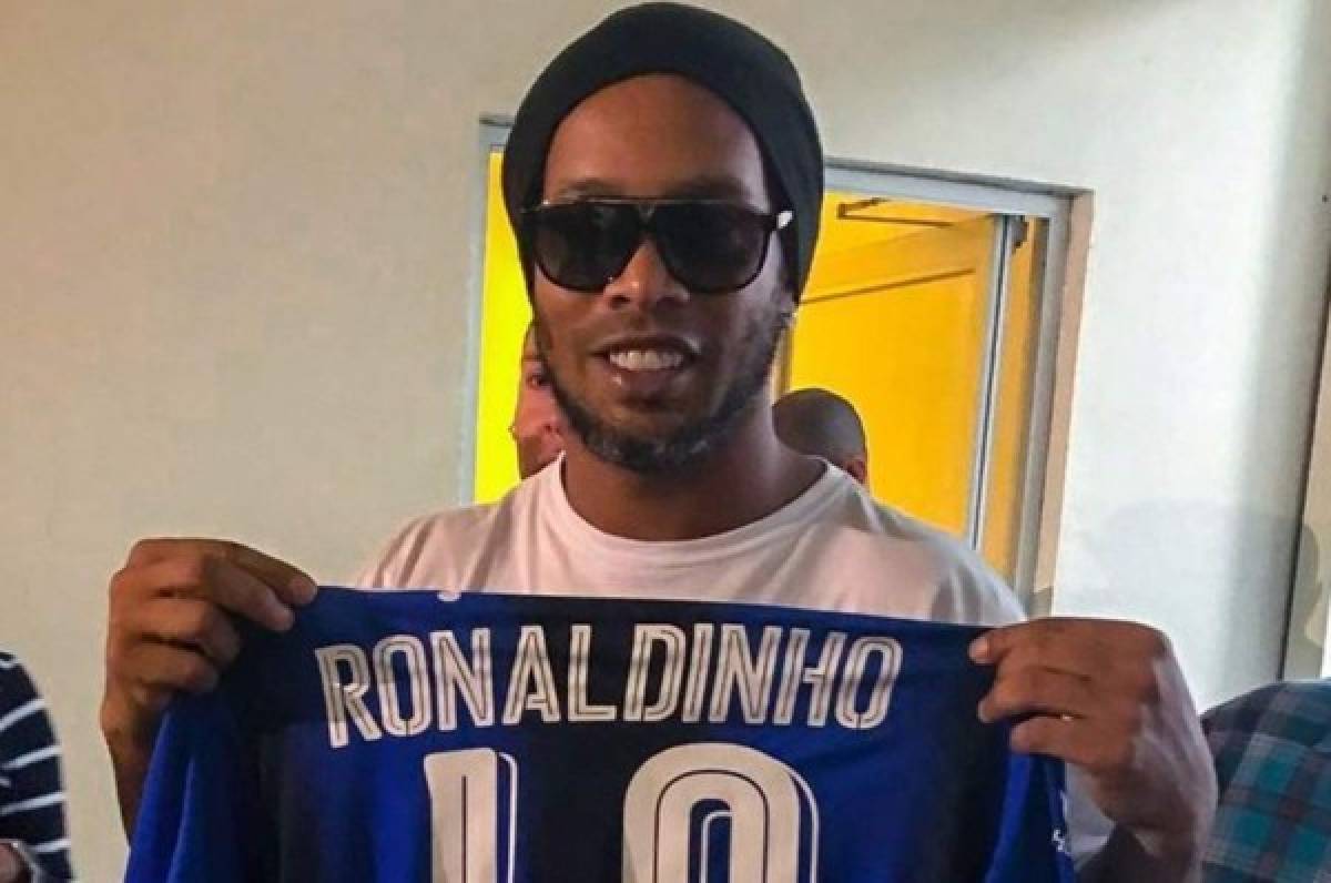 Ronaldinho celebra regreso a Querétaro, donde dice haber sido feliz