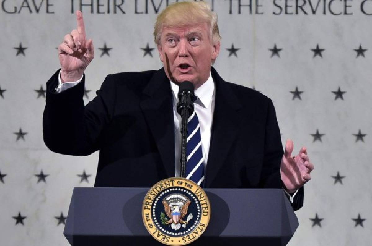 Donald Trump enfrenta nuevas críticas tras atacar a los medios de EEUU