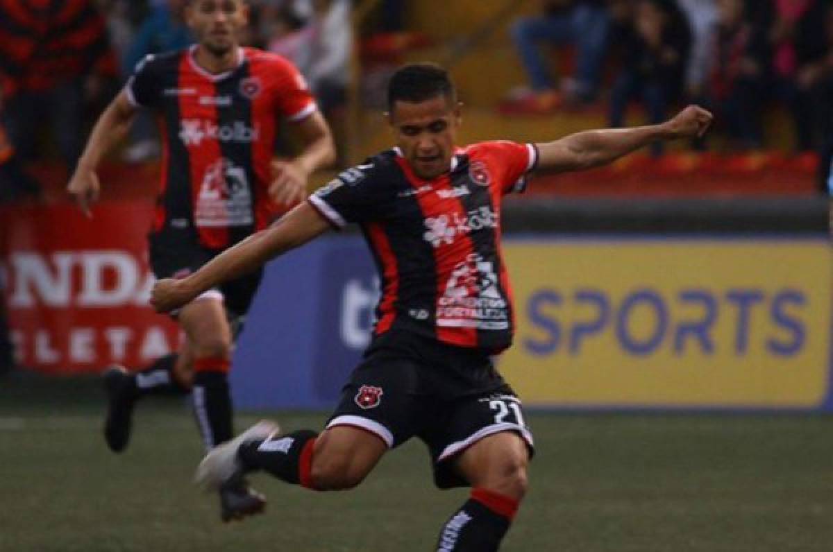 Roger Rojas anota y le da empate al Alajuelense ante Universidad