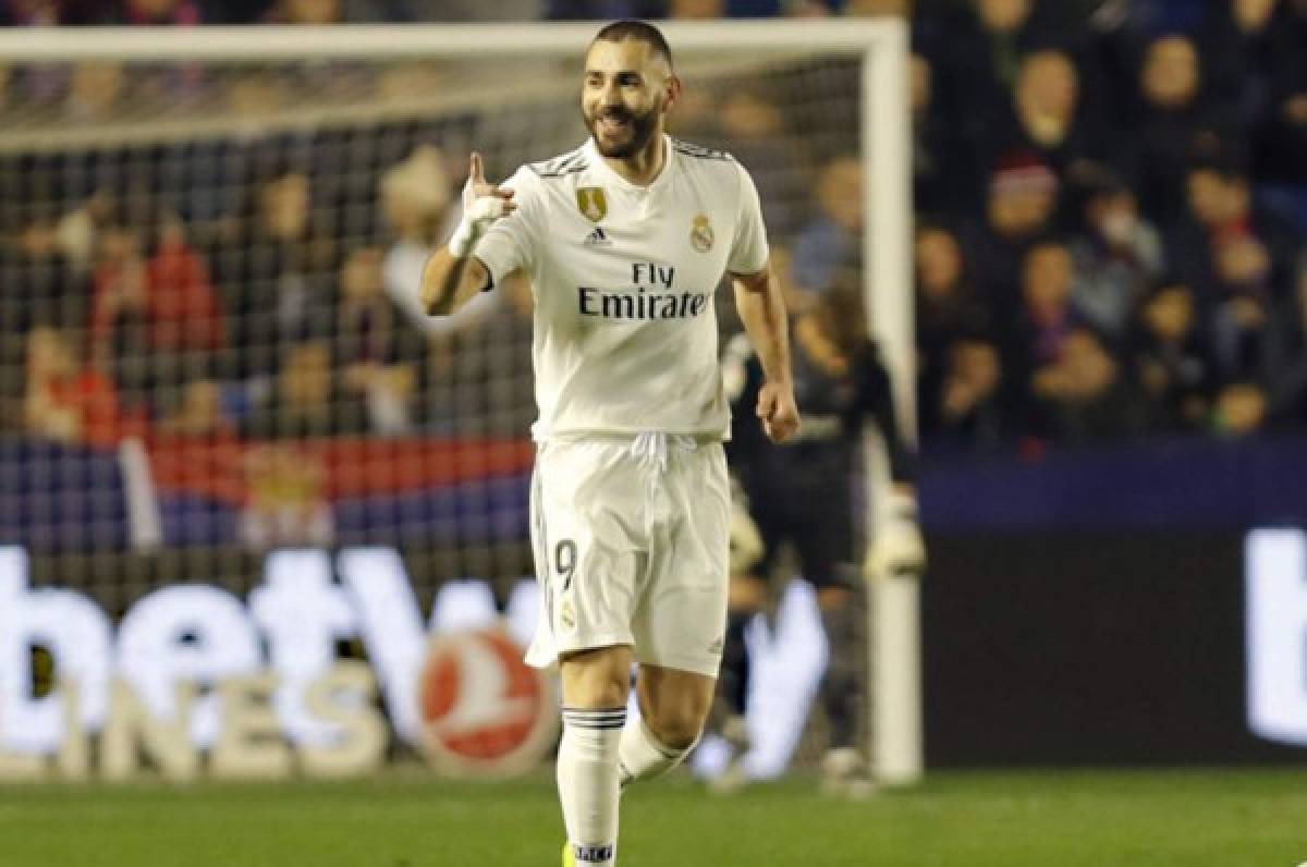 Benzema anotó de penal contra el Levante.