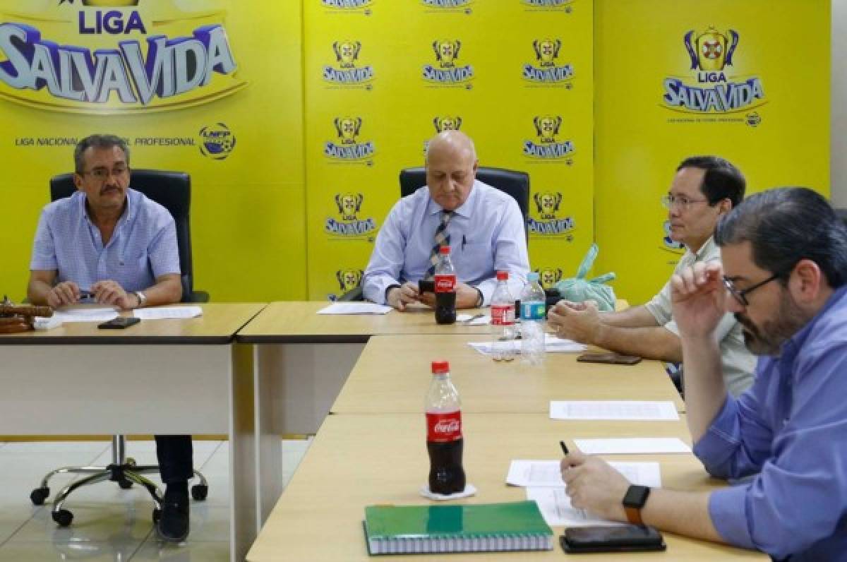 En reunión de emergencia de la Liga Nacional, la junta directiva comunicó que la jornada 13 se juega a puertas cerradas.