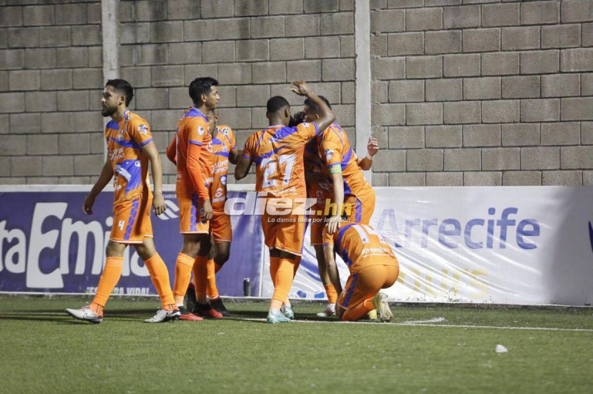 La celebración de UPNFM en el gol de Jefryn Macías. Foto: Marvin Salgado