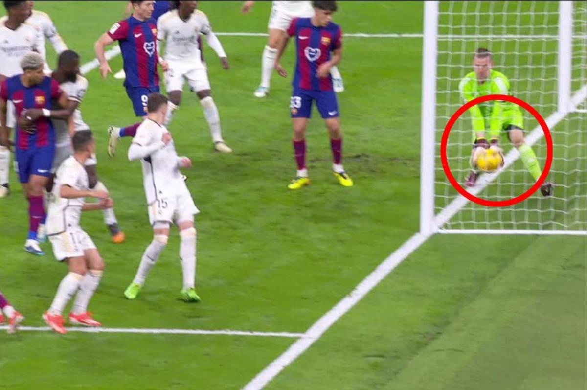 ¿Gol? La otra jugada polémica del Clásico Real Madrid - Barcelona y la reacción del conjunto culé