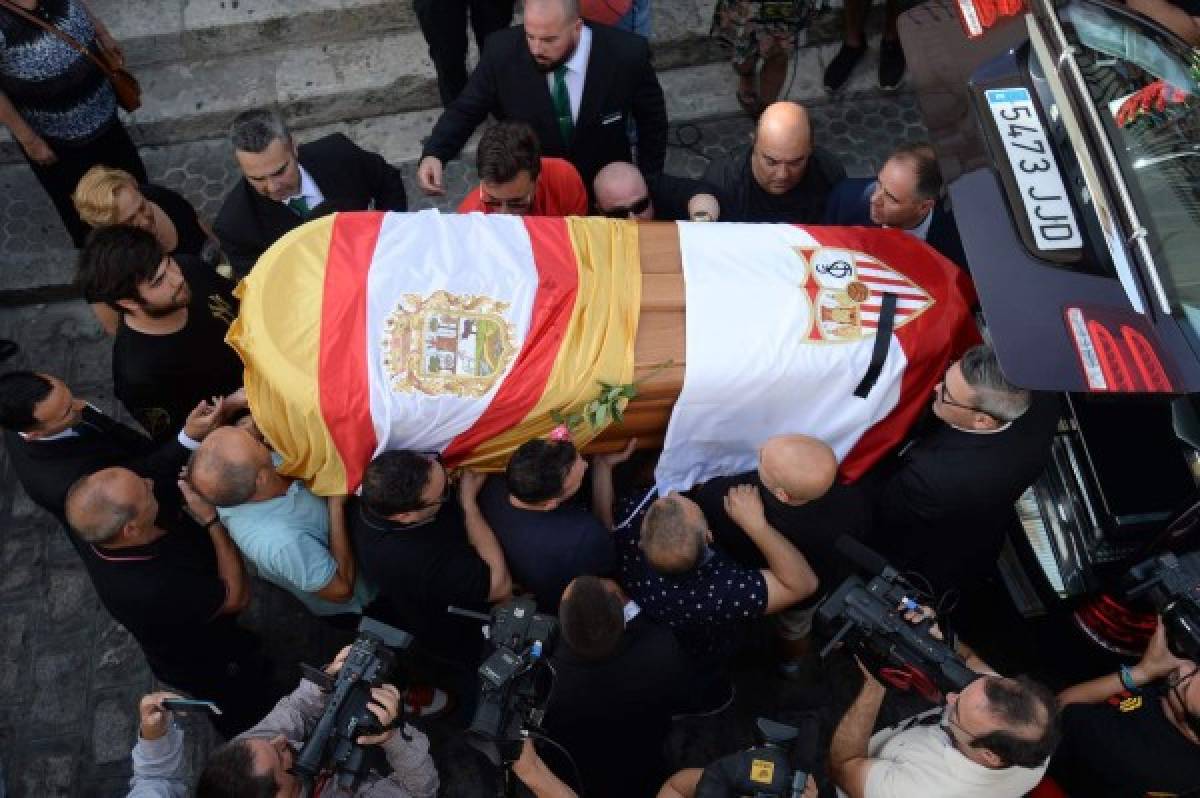 Entre lágrimas: Despiden a José Antonio Reyes, la perla que murió en un controvertido accidente