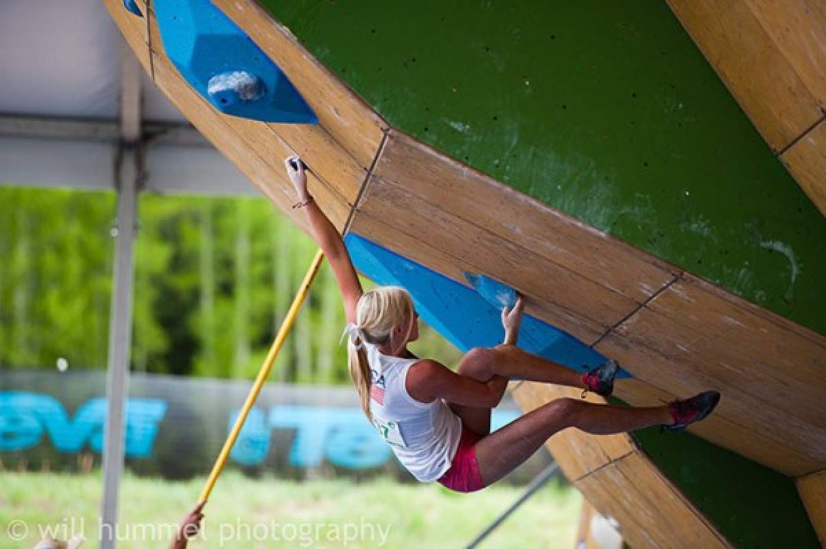 ¡Ella es la escaladora más bonita y sensual del momento!