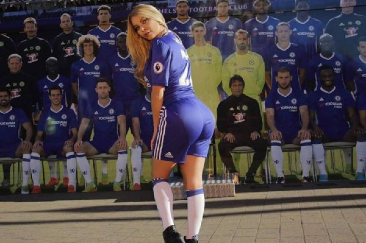 ¡Preciosa modelo rubia lanza ''picante'' promesa si el Chelsea gana la Champions League!