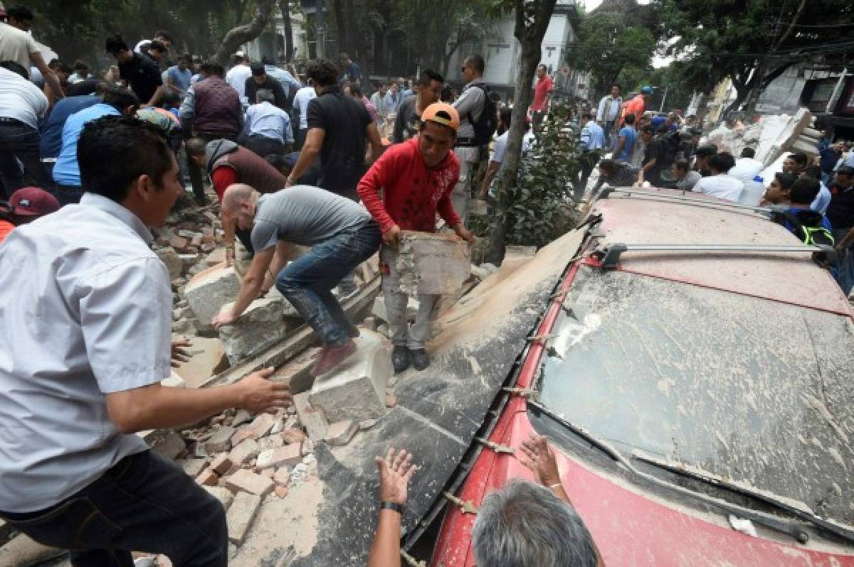 FOTOS: Las impactantes imágenes del terremoto que sacudió México