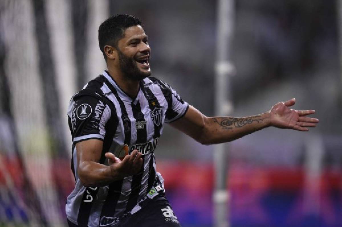 Brazil's Atletico Mineiro Hulk celebrates after scoring against Argentina's River Plate during their Copa Libertadores quarter-finals second leg football match at the Minerao Stadium in Belo Horizonte, Brazil on August 18, 2021. (Photo by Yuri Edmundo / POOL / AFP)