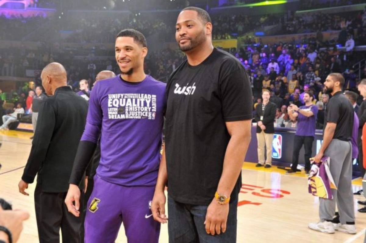 Rihanna, Denzel y todas las celebridades presentes en triunfo de los Lakers sobre Rockets