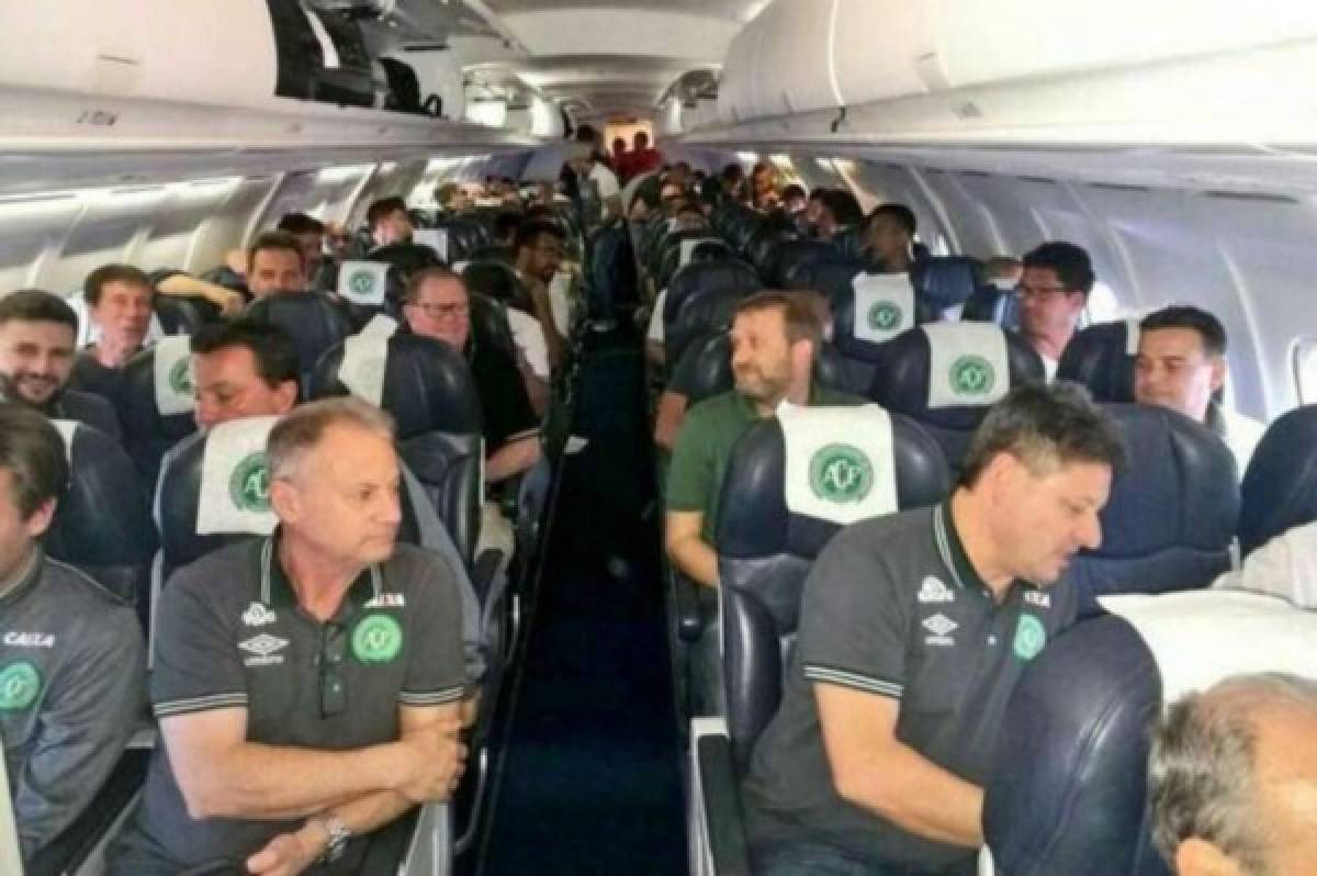 Terribles fotos del avión que se estrella con el club Chapecoense