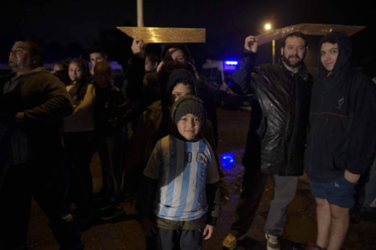 Fotos: Argentinos salieron a las calles para decirle a Messi, 'no te retires'