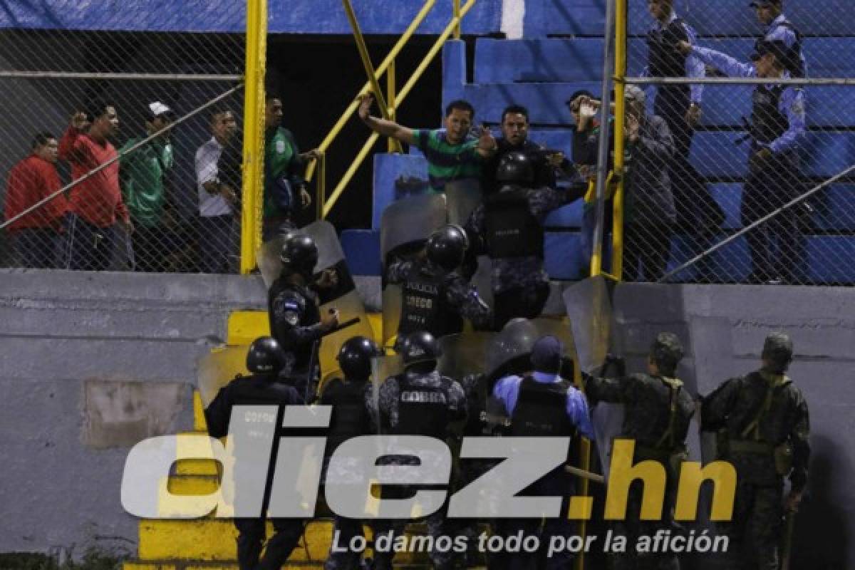 Impactantes imágenes: Terror y drama en el estadio Morazán tras actos vandálicos