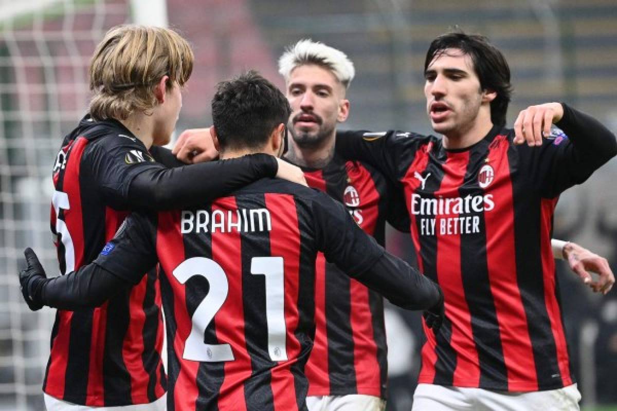 AC Milan's Spanish midfielder Brahim Diaz (2ndL) celebrates with (From L) AC Milan's Norwegian forward Jens Petter Hauge, AC Milan's Spanish forward Samuel Castillejo and AC Milan's Italian midfielder Sandro Tonali after scoring during the UEFA Europa League Group H football match AC Milan vs Celtic on December 3, 2020 at the San Siro stadium in Milan. (Photo by Vincenzo PINTO / AFP)