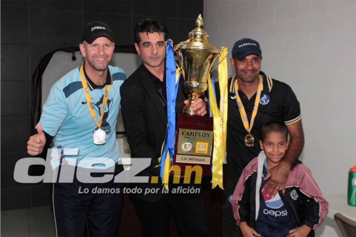 Así celebró Motagua en su camerino