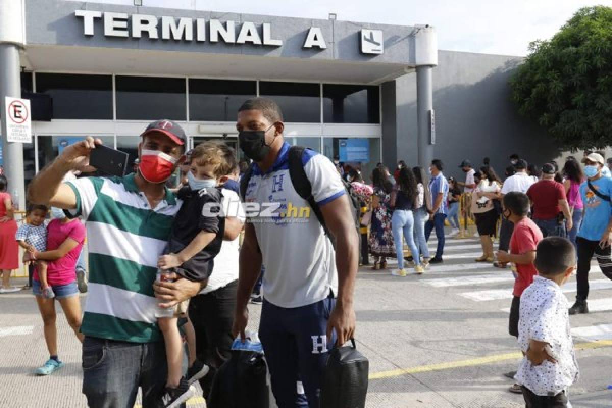 Fotos: Así fue regreso de la Selección de Honduras tras la amarga derrota sufrida en Costa Rica