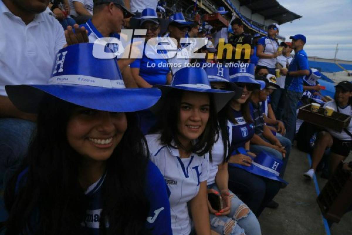 Las otras bellezas hondureñas que robaron corazones en el estadio Olímpico