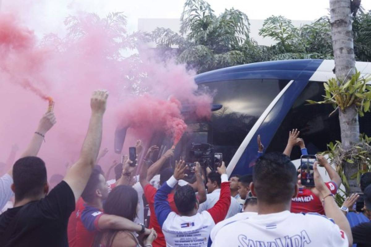 Olimpia vs Saprissa - semifinal de ida por la Liga de Concacaf .- Olimpia ganÃ³ 2-0 a Saprissa por la Liga Concacaf 2019Olimpia ganÃ³ 2-0 a Saprissa y dio un paso importante para clasificar a la final de Liga Concacaf 2019 - Ultra Fiel Ã©s la barra brava