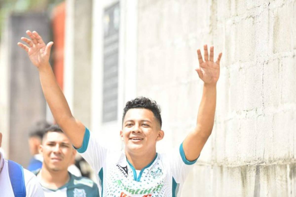 ¡Invasión porteña! Aficionados del Platense se toman el estadio de Tocoa