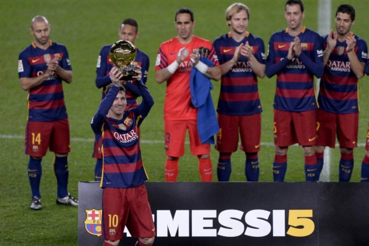 Así fue el homenaje del Camp Nou a Lionel Messi tras ganar su quinto Balón de Oro