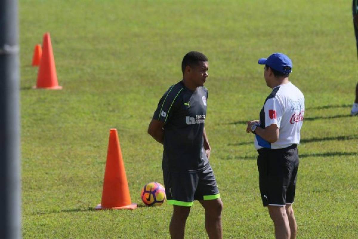 La revolución de Nahún Espinoza con su 11 en Olimpia: Wilson Palacios coquetea con la titularidad