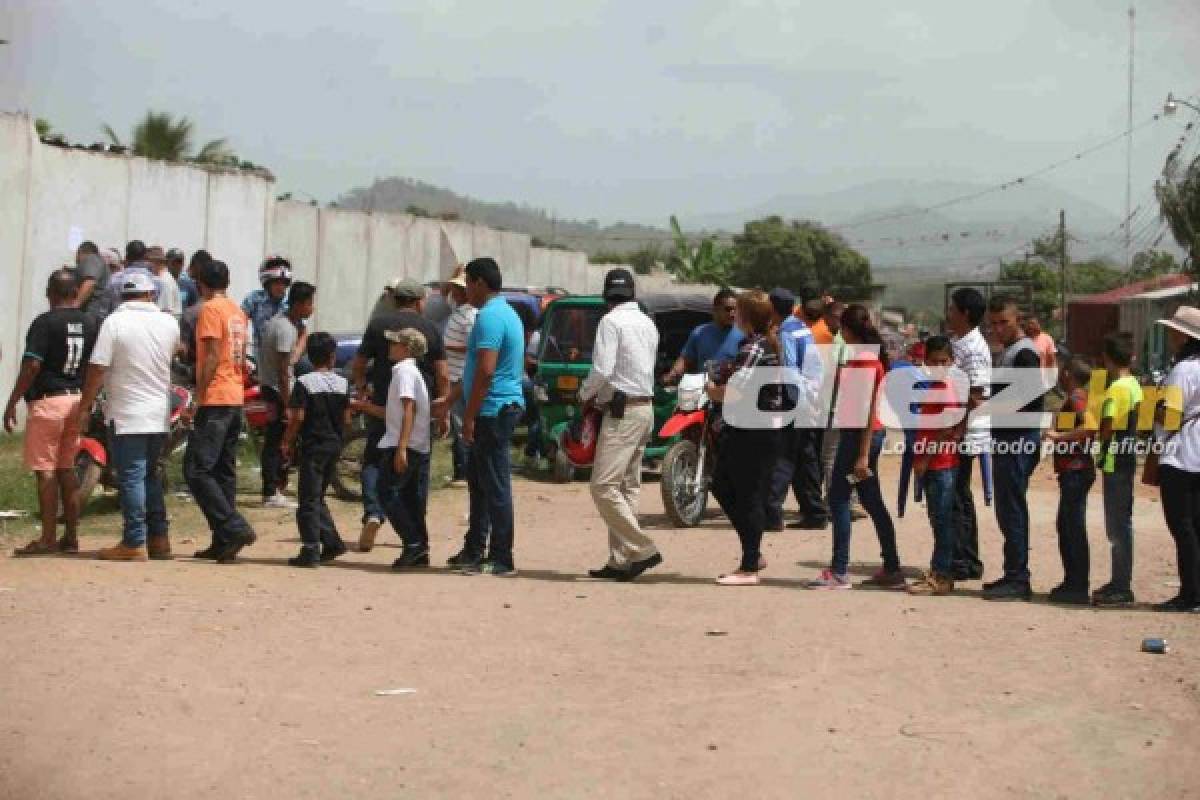 ¡Qué Delicias! A lo Real Madrid, así festejaron en Olancho eliminación de Motagua