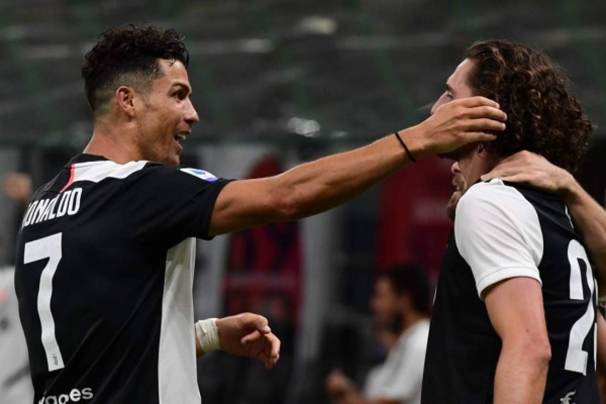 El polémico gesto de Ibrahimovic y se ríe de Cristiano Ronaldo tras marcarle a la Juventus