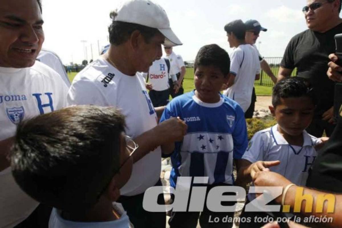 Ambiente de la afición en Dallas