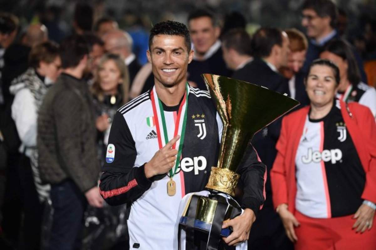 La celebración de la Juventus: Cristiano se roba el show y su novia los suspiros