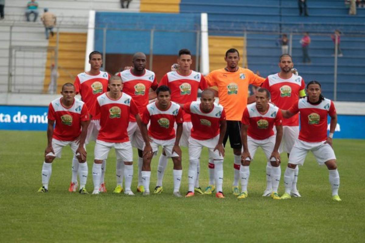 Los uniformes más raros que se han visto en la Liga Nacional de Honduras