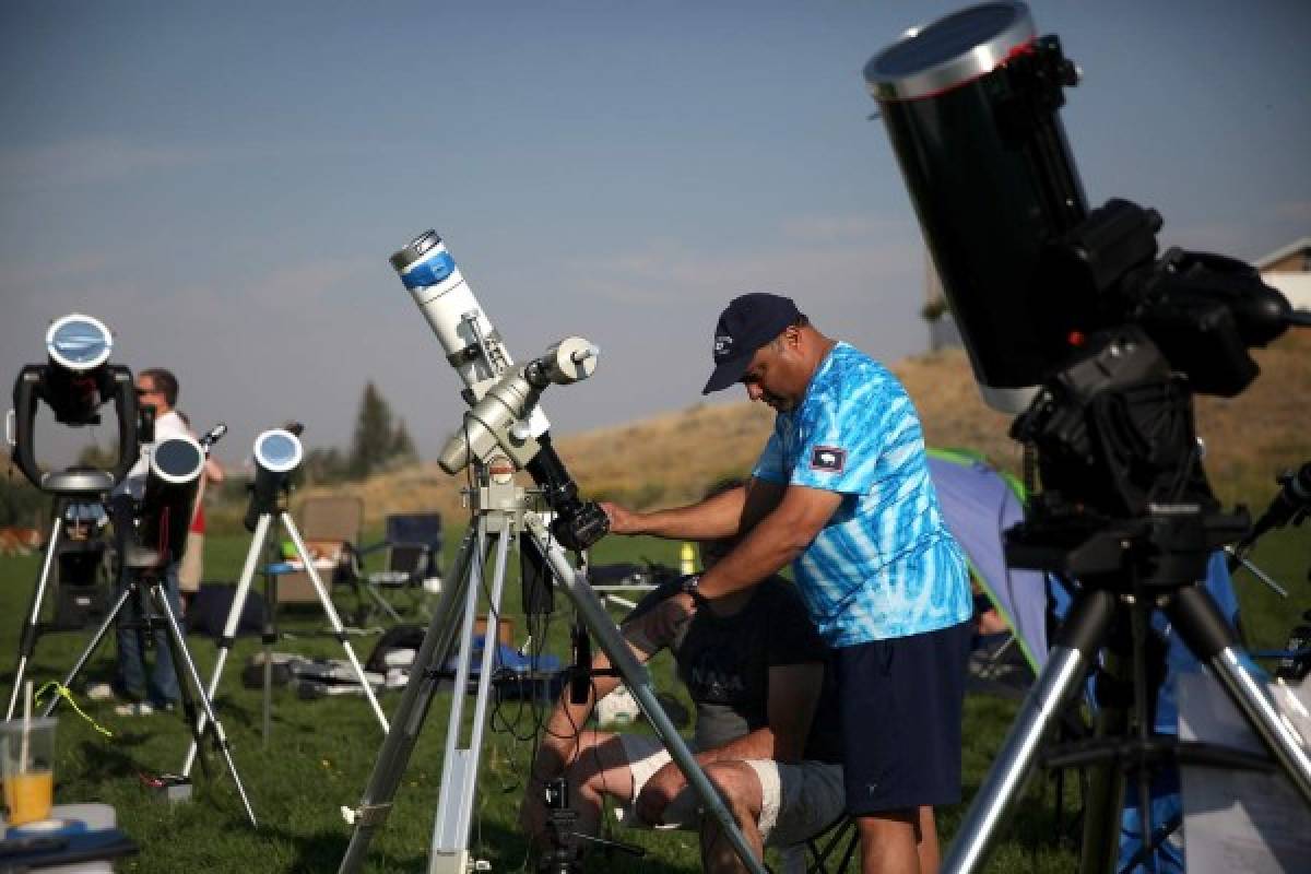 Las mejores imágenes durante el eclipse en Estados Unidos