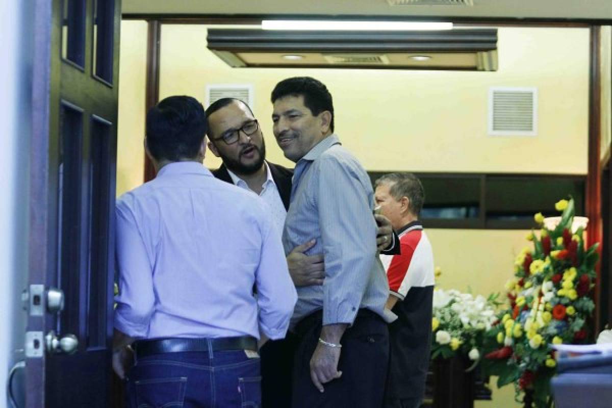 FOTOS: Así fue el último adiós al entrenador hondureño Edwin Pavón