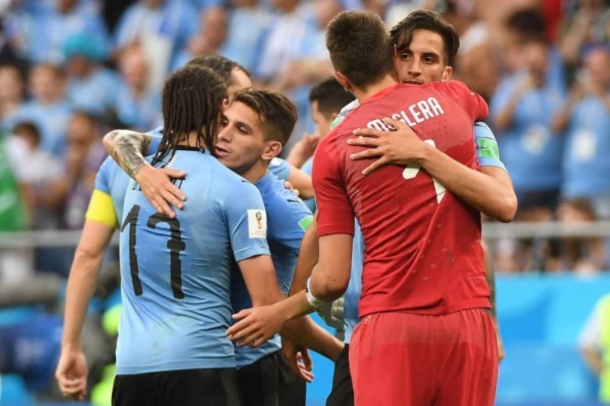 NO VISTE EN TV: Afición de Arabia Saudita da el ejemplo y grandes gestos de Suárez y Cavani