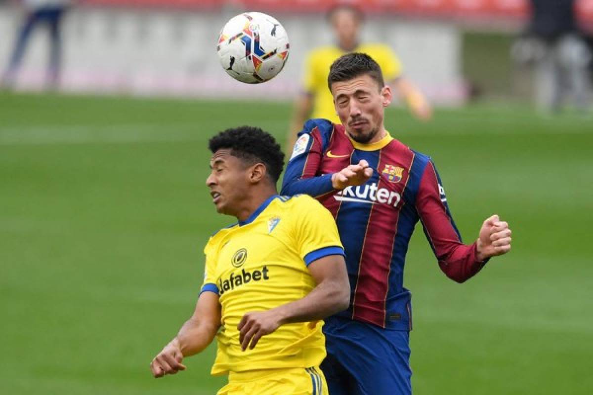 Fotos: Messi frustrado, Choco Lozano festejando con jugadores del Cádiz y tapada de Ledesma