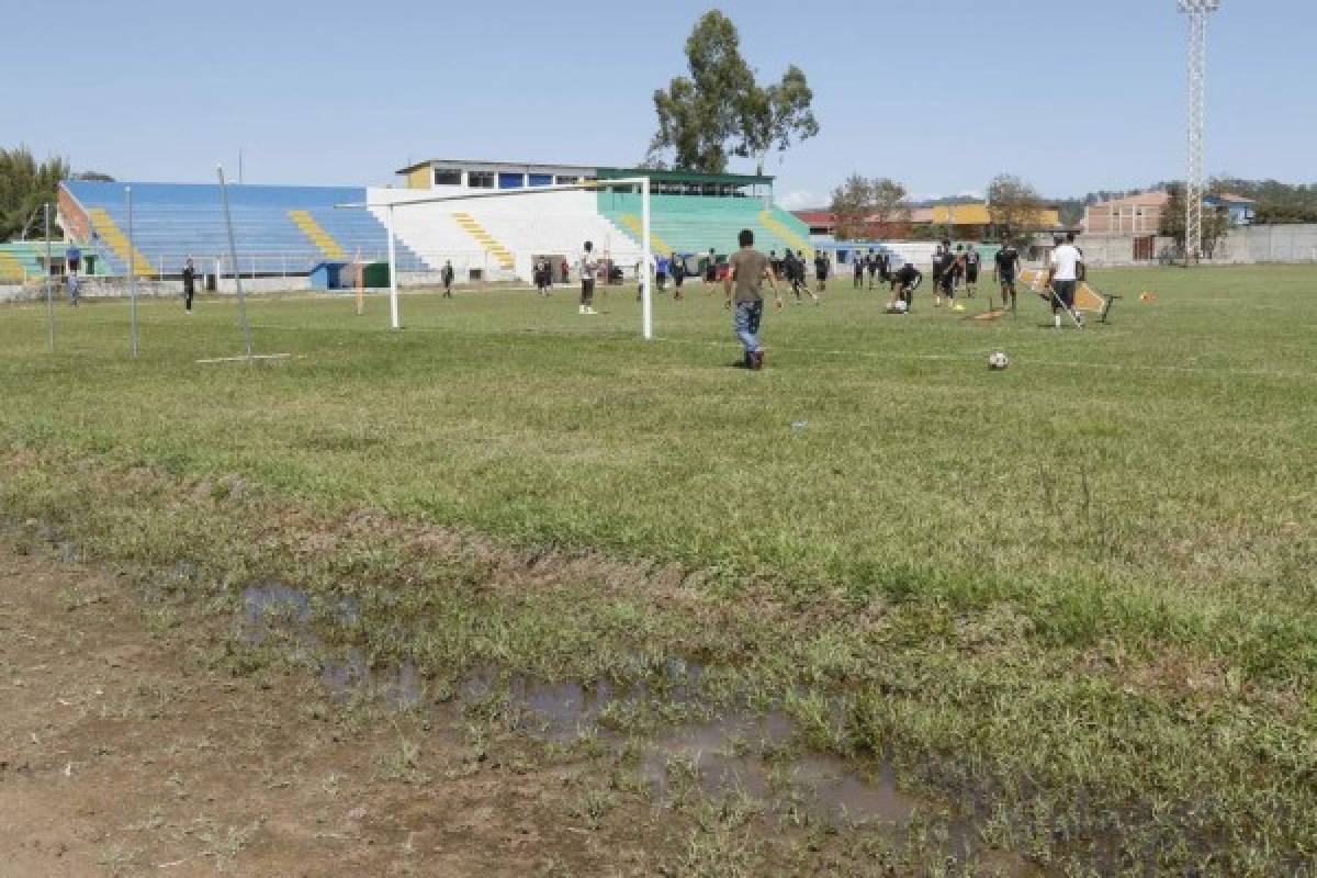 Así de humildes y bonitas son las canchas de la Liga de Ascenso de Honduras