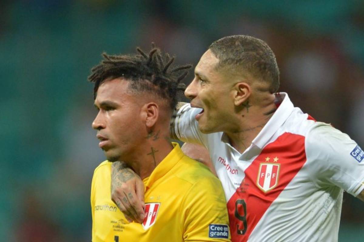 Paolo Guerrero saca pecho ante los críticos: 'Demostramos tener sangre, garra y huevos'