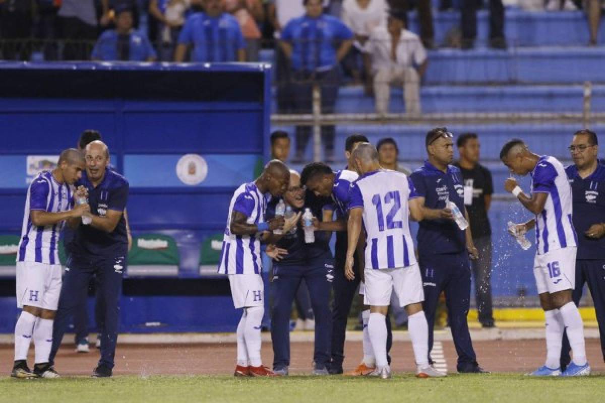 Honduras vs Chile duelo amistoso internacional fecha FIFA 2019 - Chile perdiÃ³ 2-1 con Honduras en amistoso Internacional por fecha FIFA- Jonathan JosuÃ© Rubio Toro, tambiÃ©n conocido como Jonathan Toro, es un futbolista hondureÃ±o. Juega de centrocampista y su actual equipo es el Tondela de la Primera DivisiÃ³n de Portugal.