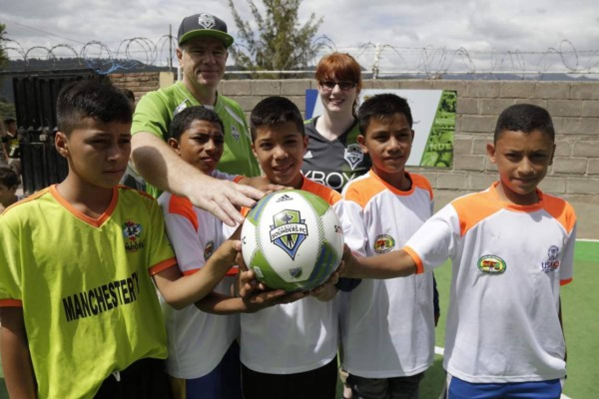 Las mejores imágenes de la obra benéfica del Seattle Sounders en Honduras