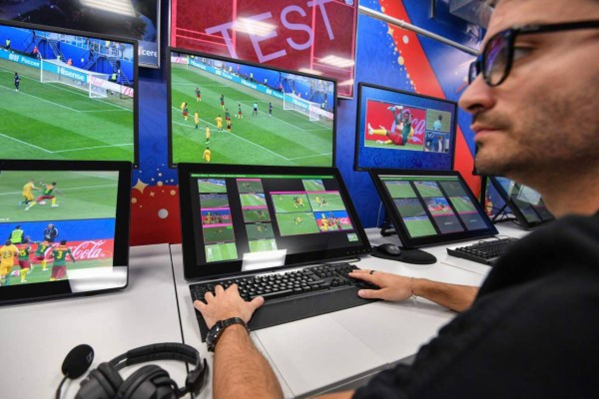 ¡De última tecnología! Así es la sala del VAR de la FIFA en Rusia