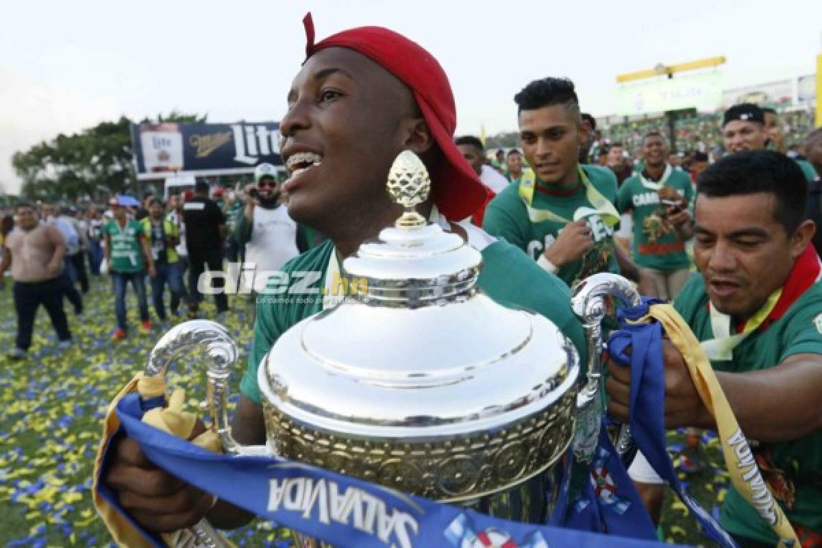 ¡Abrazos, lágrimas y besos! Eufórico festejo del Marathón tras coronarse campeón