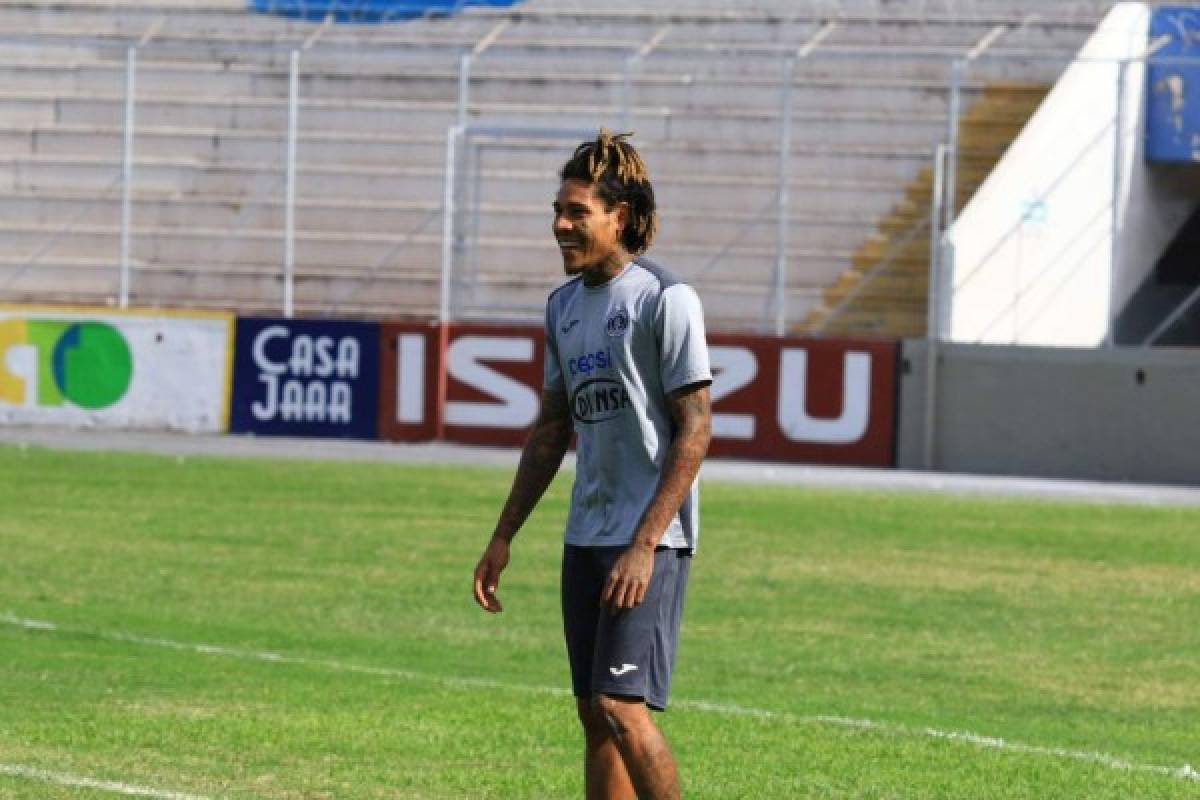 Así sería el renovado once del Motagua de fichar a Méndez y 'Muma'