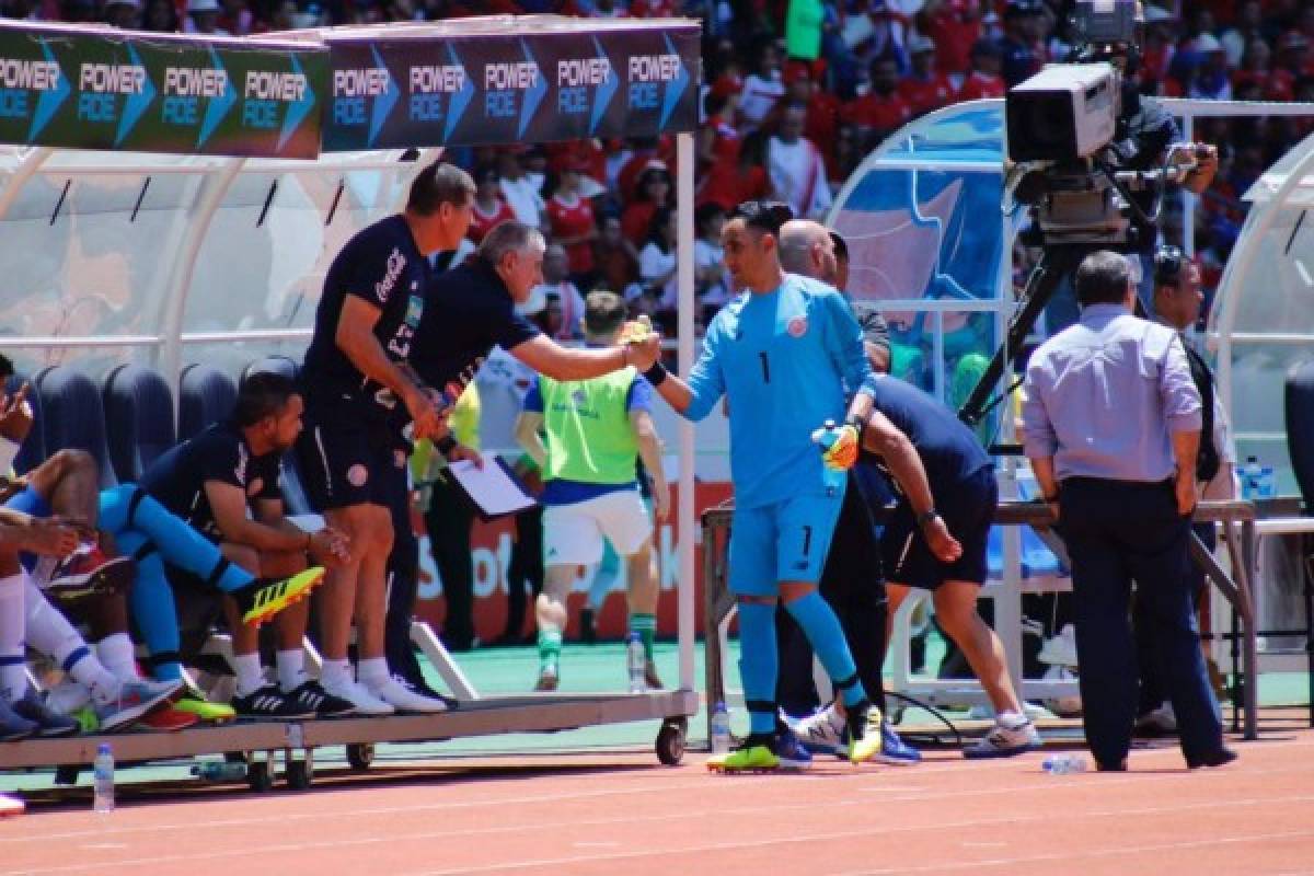 EN FOTOS: Así fue el homenaje que le dieron a Keylor Navas en Costa Rica