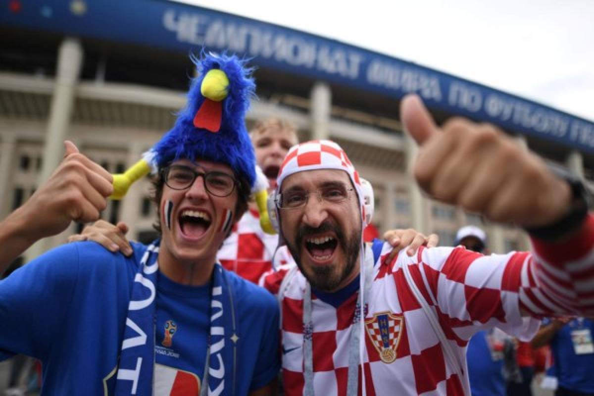 ¡AMBIENTAZO! Así se vive la previa de la final del Mundial Francia-Croacia