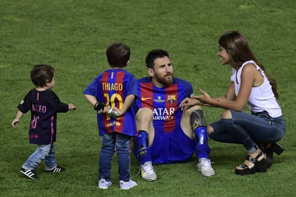 NO SE VIO POR TV: El beso de Antonella a Messi, el hijo de Piqué y la celebración del Barcelona