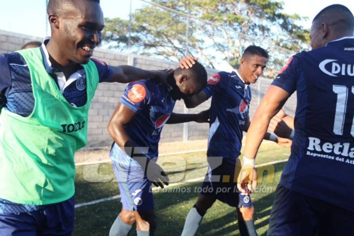 NO SE VIO POR TV: ¿Con quién celebró Estupiñán su primer gol en Motagua?