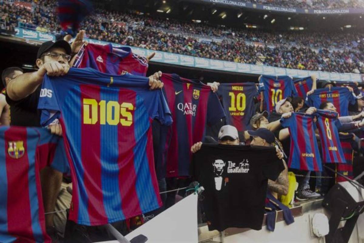 Las imágenes que no se vieron por TV: Brutal homenaje a Messi en el Camp Nou