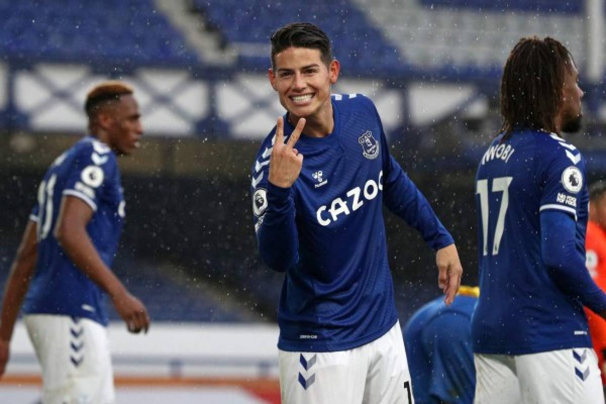 FOTOS: Abrazo con Ancelotti, la dedicatoria y felicidad de James Rodríguez tras su doblete con Everton