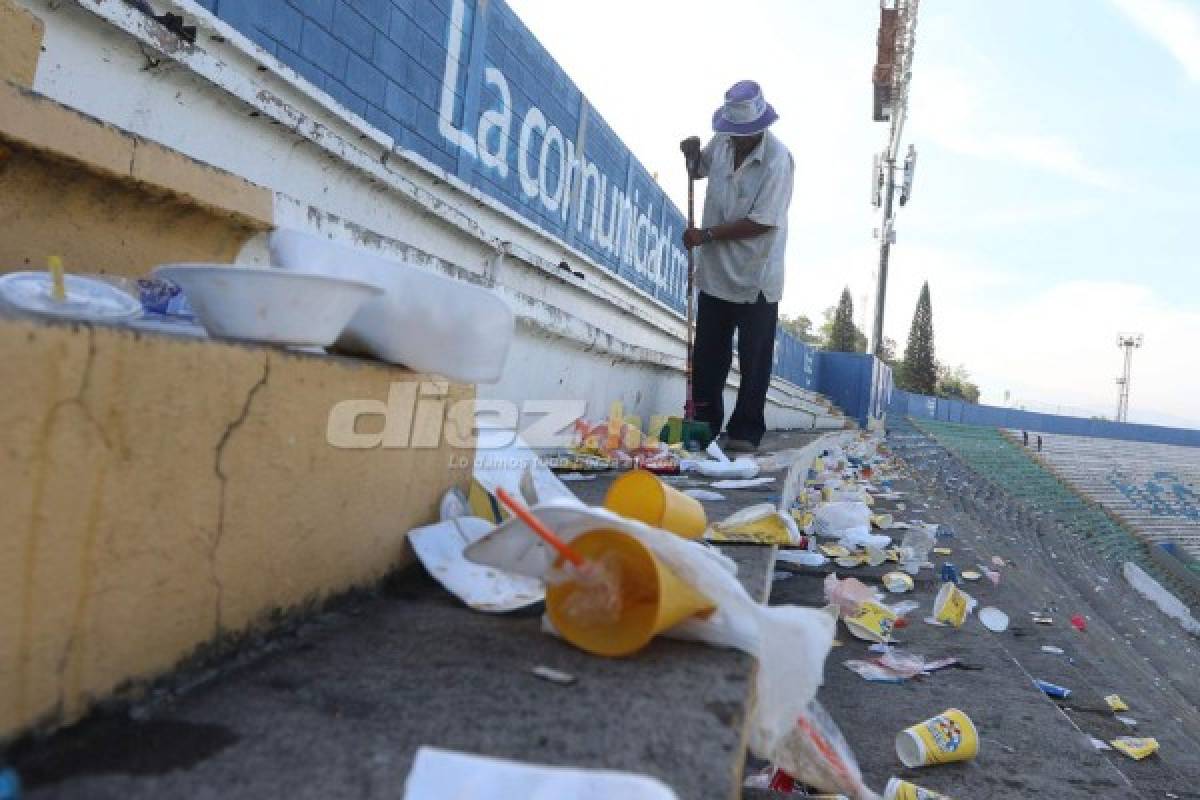 FOTOS: Los bultos de basura que dejaron los aficionados en el Nacional