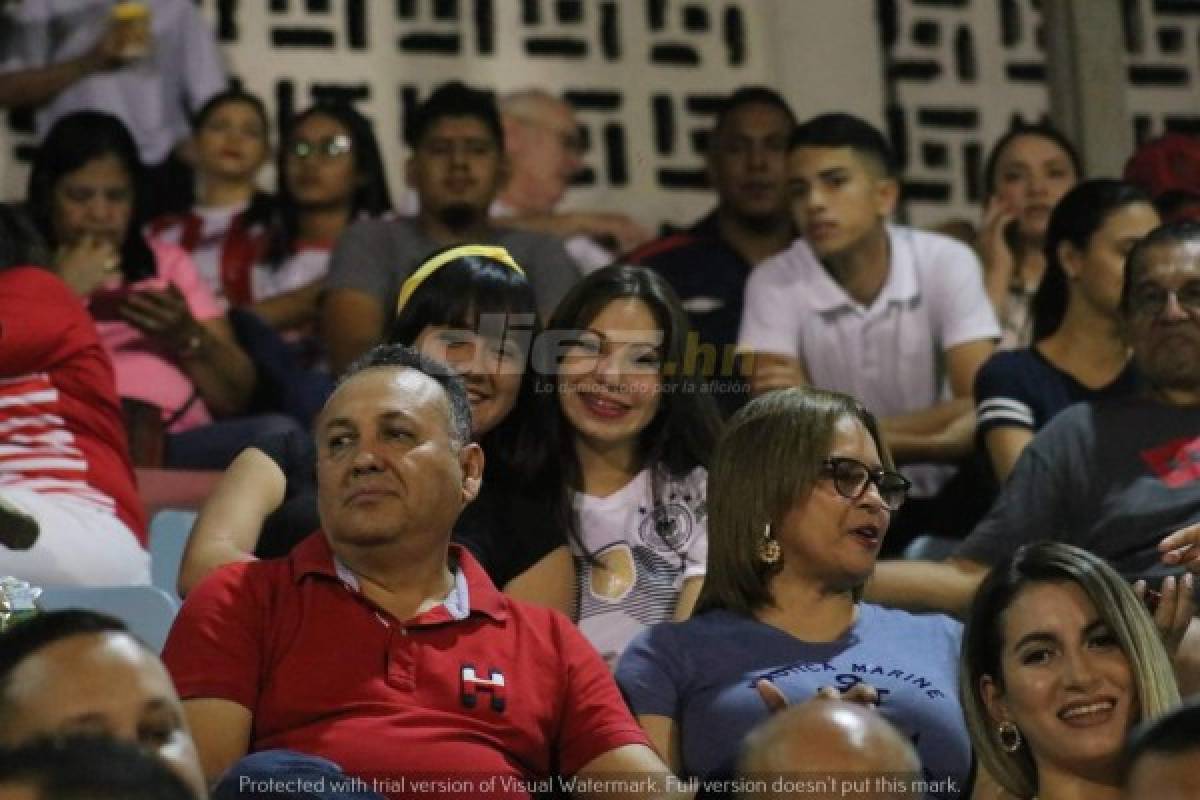 Fotos: La eufórica celebración del Vida tras vencer al Olimpia en la pentagonal