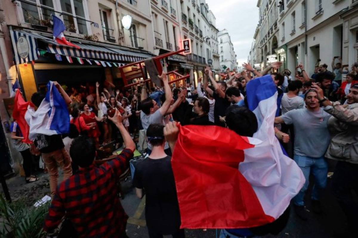 Así se celebra en las calles de Francia la clasificación a la final del Mundial Rusia 2018